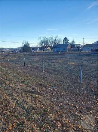 0.87 Acres of Commercial Land for Sale in Hardin, Montana