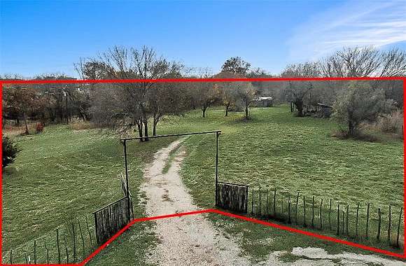 5 Acres of Land for Sale in Weatherford, Texas