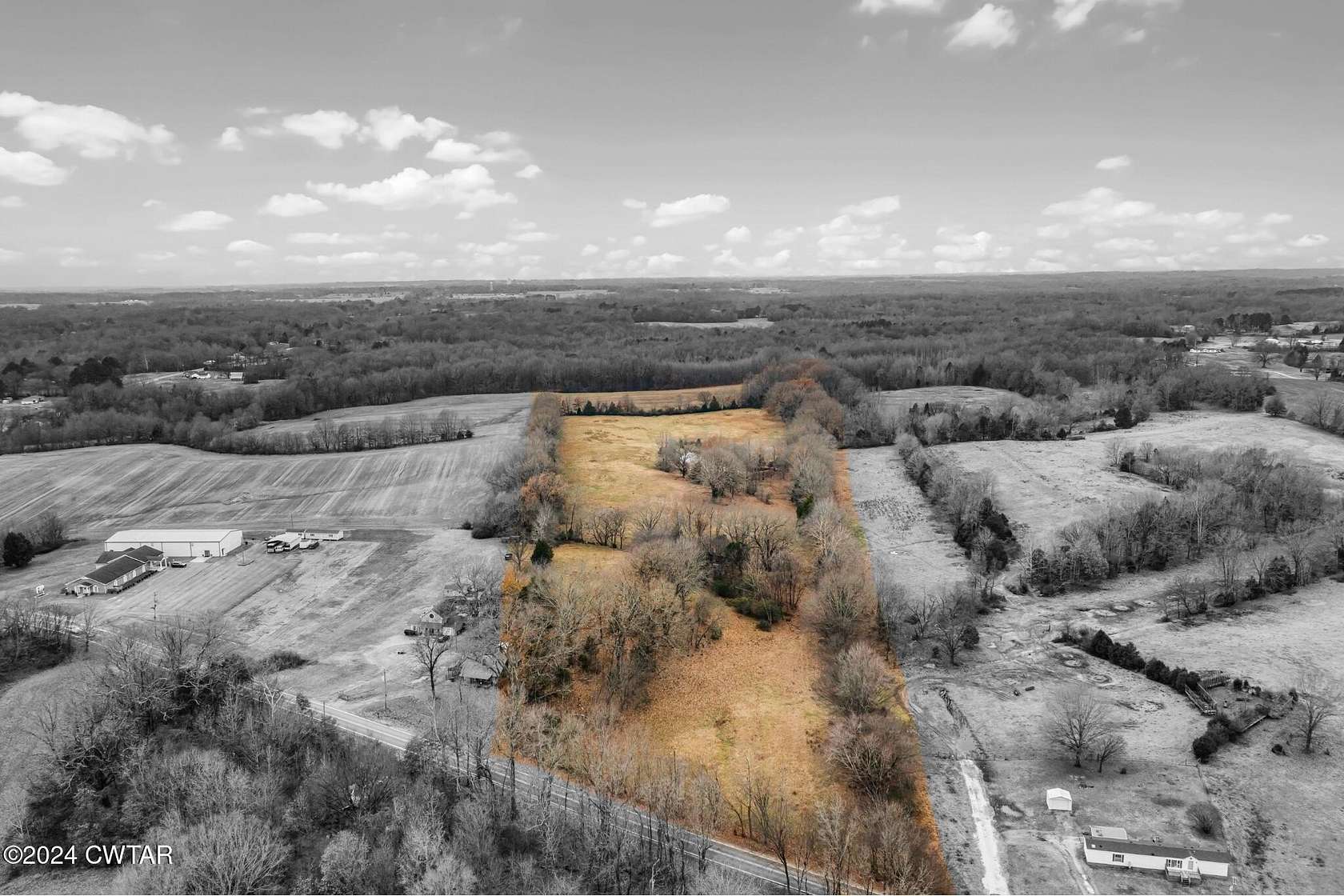 16.1 Acres of Land for Sale in Humboldt, Tennessee