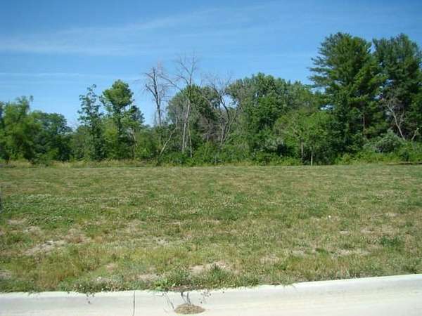 0.27 Acres of Residential Land for Sale in Corydon, Iowa