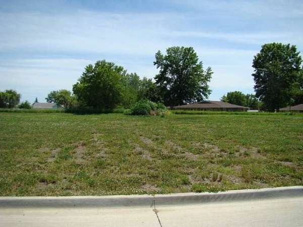 0.29 Acres of Residential Land for Sale in Corydon, Iowa