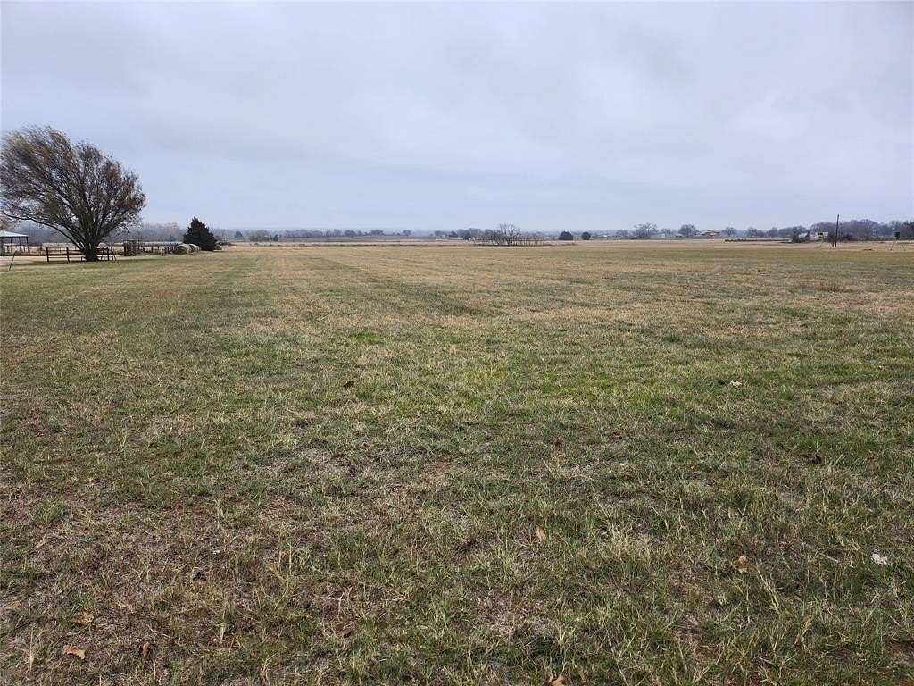 2.989 Acres of Residential Land for Sale in Boyd, Texas