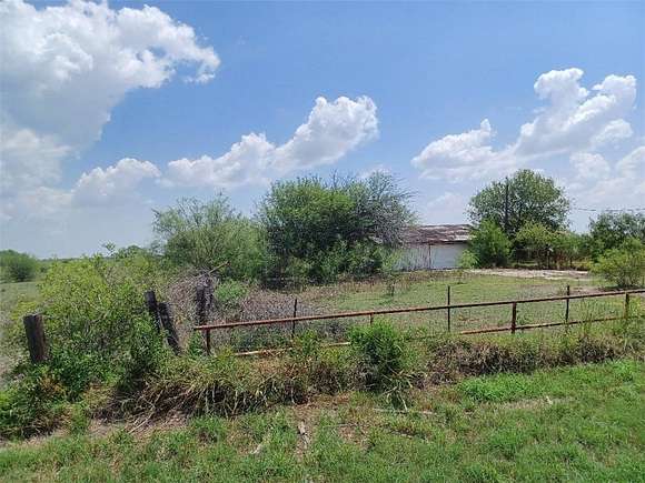 5.09 Acres of Land for Sale in Sinton, Texas