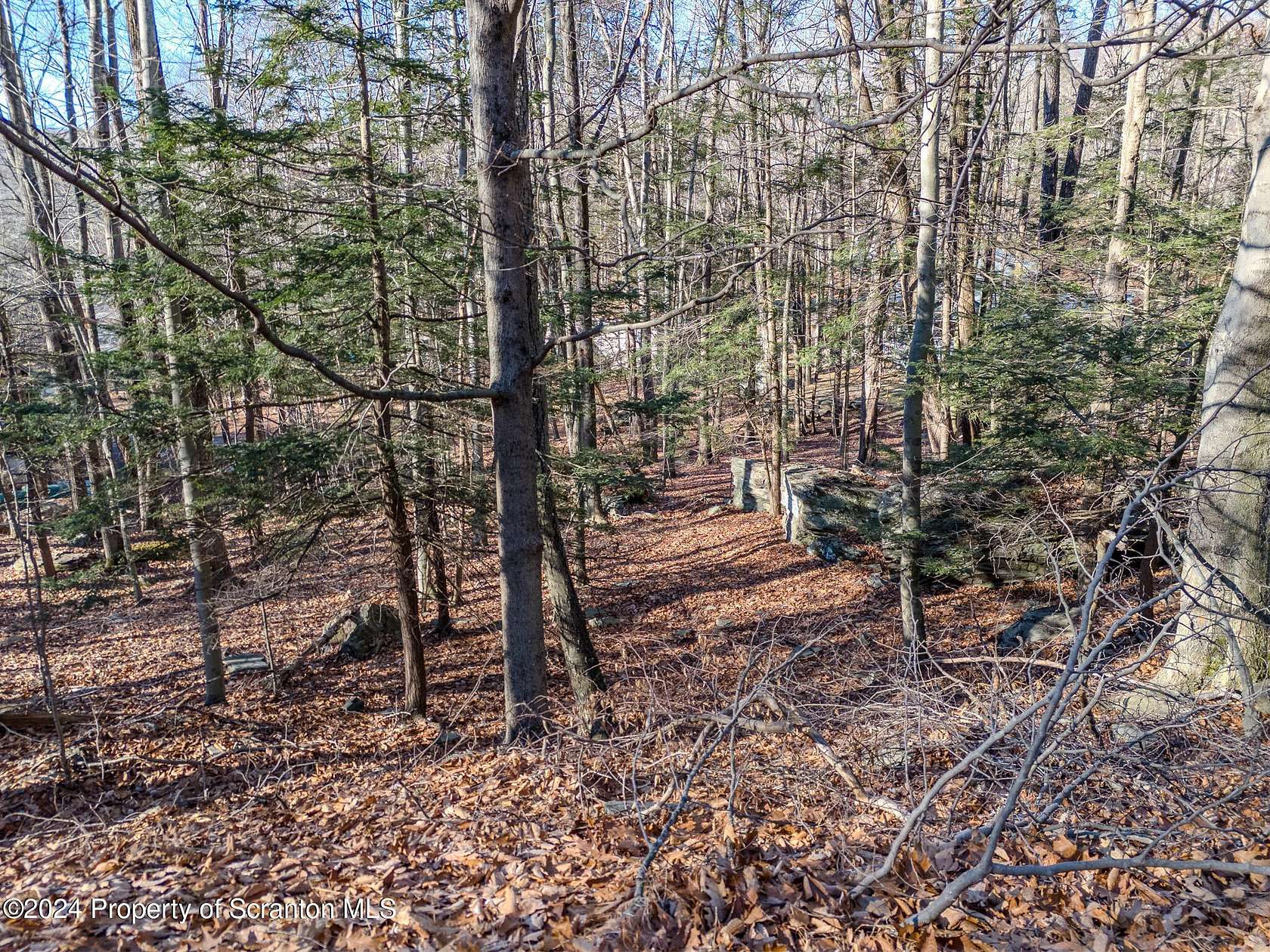 0.31 Acres of Residential Land for Sale in Lake Ariel, Pennsylvania