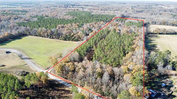 18 Acres of Recreational Land & Farm for Sale in Hatton, Alabama