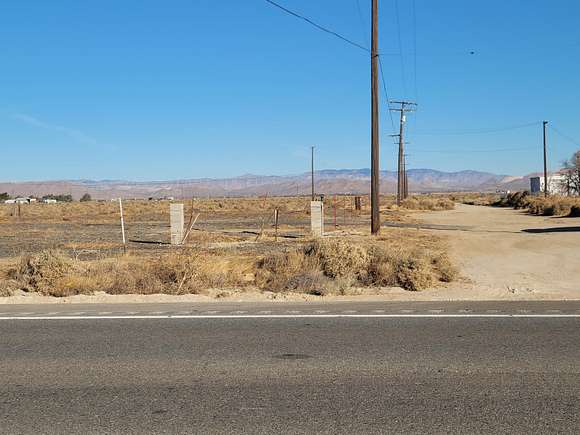 2.124 Acres of Residential Land for Sale in Lancaster, California