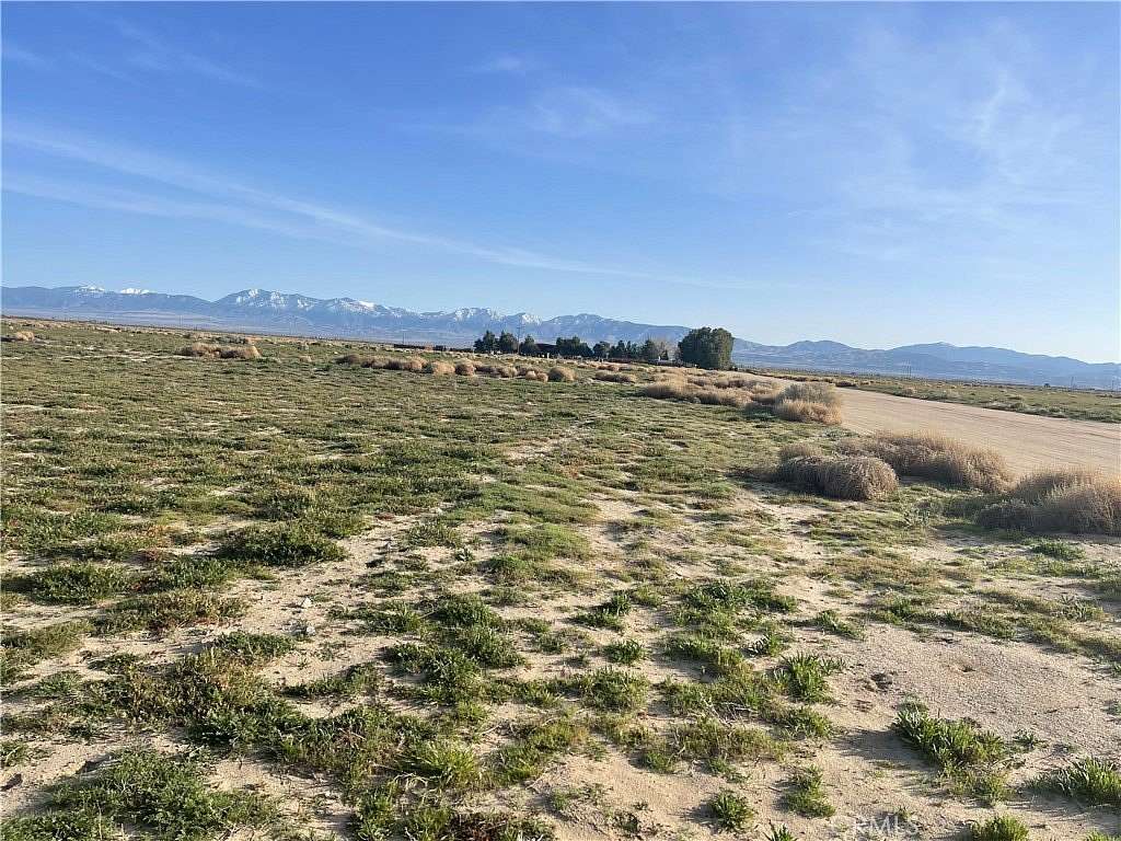 2.597 Acres of Land for Sale in Palmdale, California