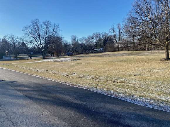 1.01 Acres of Residential Land for Sale in Medinah, Illinois