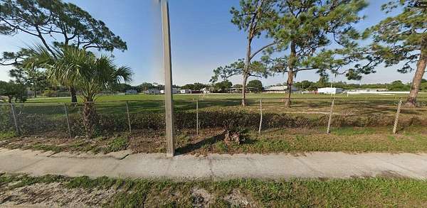 1.26 Acres of Land for Sale in Lake Wales, Florida