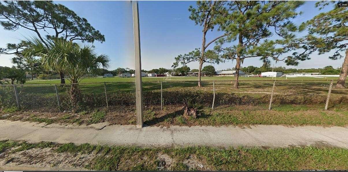 1.26 Acres of Land for Sale in Lake Wales, Florida
