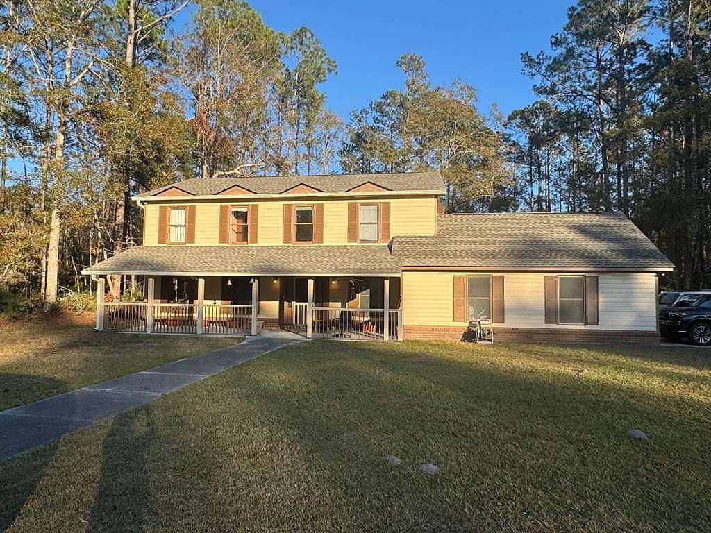 2.37 Acres of Residential Land with Home for Sale in Valdosta, Georgia