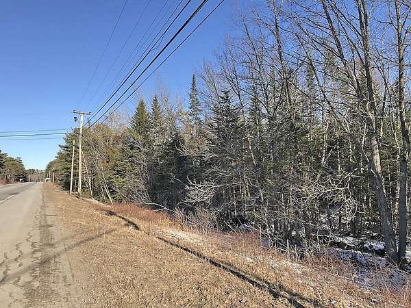 12.8 Acres of Commercial Land for Sale in Newcastle, Maine