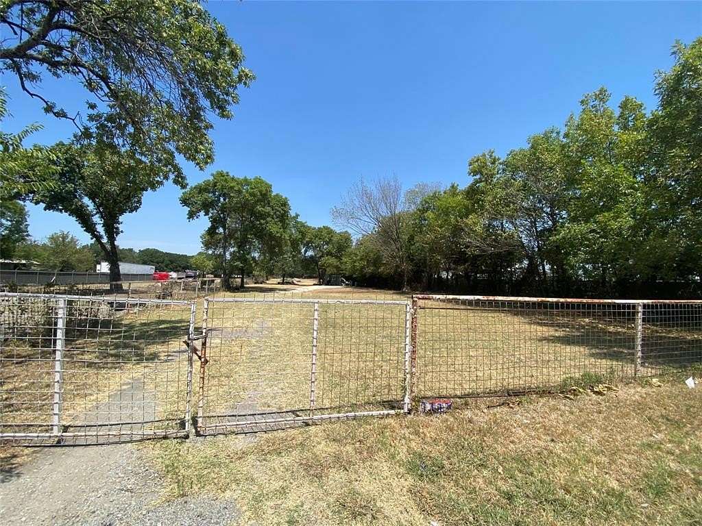 1.11 Acres of Residential Land for Sale in Balch Springs, Texas