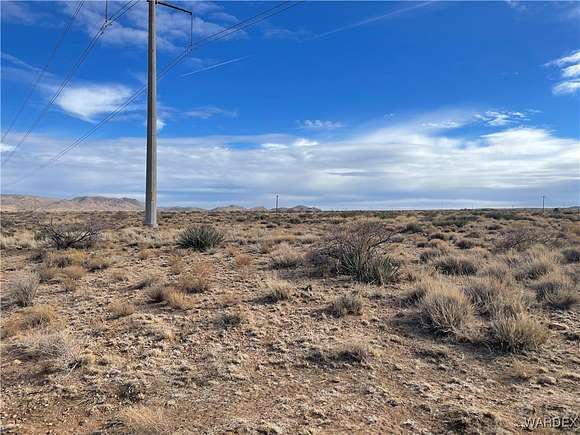 16.46 Acres of Land for Sale in Kingman, Arizona