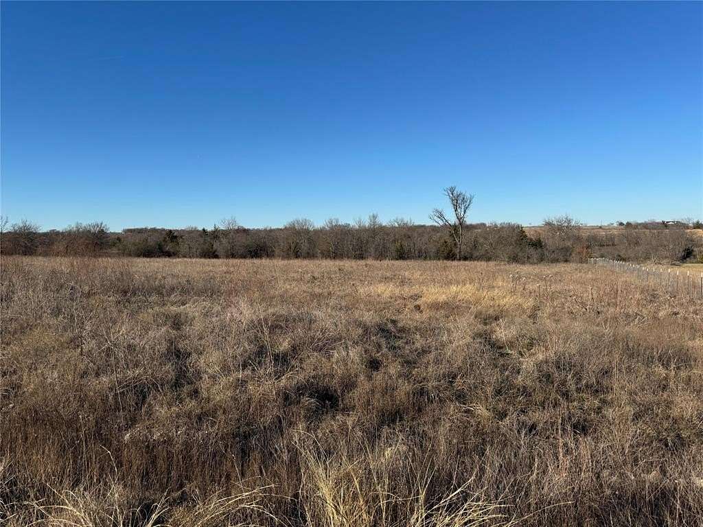 5 Acres of Residential Land for Sale in Gainesville, Texas