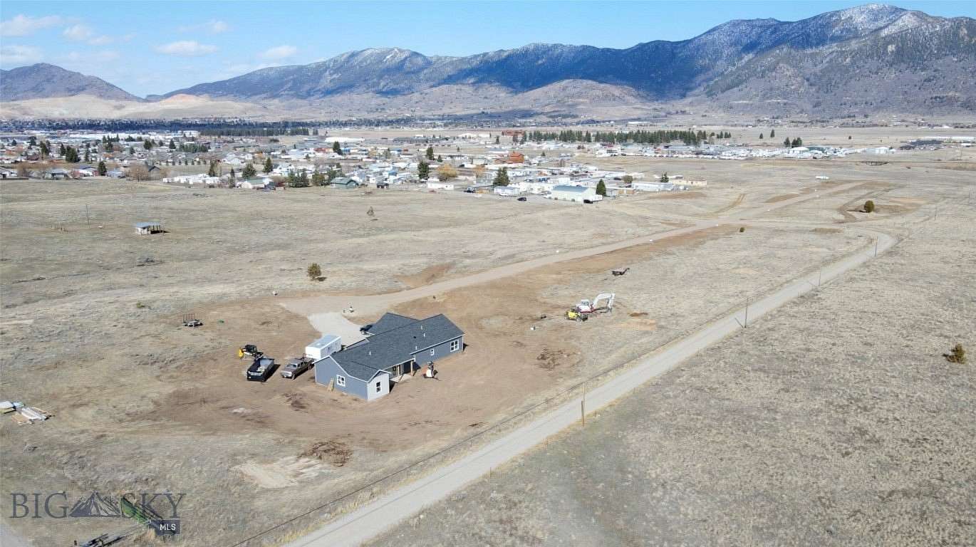 1 Acre of Residential Land for Sale in Butte, Montana