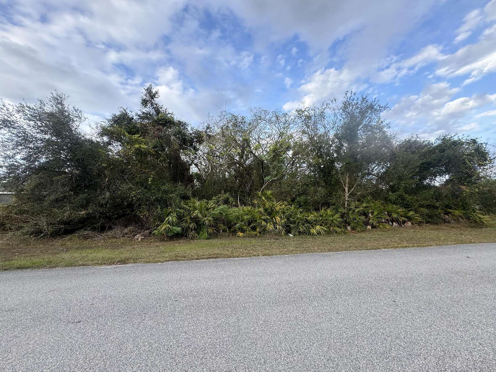 0.5 Acres of Residential Land for Sale in Indian Lake Estates, Florida