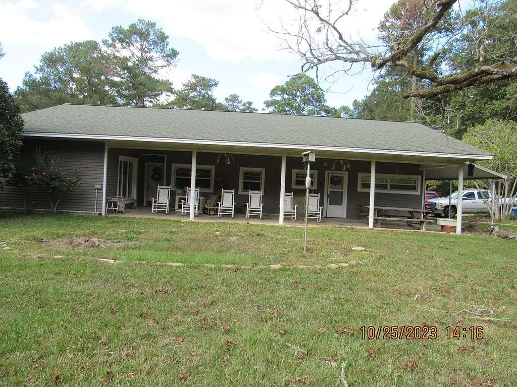 7.25 Acres of Residential Land with Home for Sale in Bay Springs, Mississippi