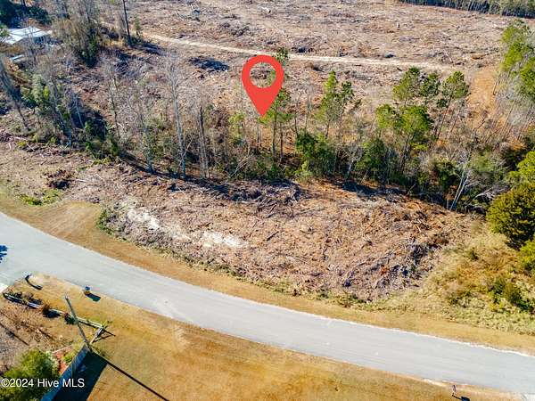 1.35 Acres of Residential Land for Sale in Hubert, North Carolina