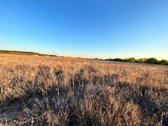 22 Acres of Land for Sale in Hamilton, Texas