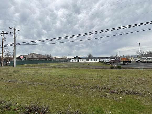 0.26 Acres of Commercial Land for Sale in White City, Oregon