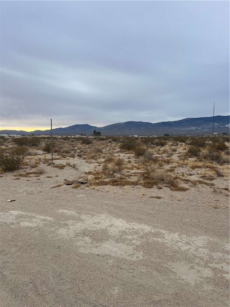 4.69 Acres of Land for Sale in Lucerne Valley, California