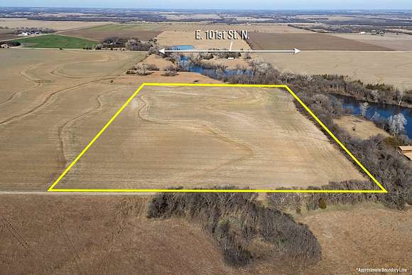 20 Acres of Land for Sale in Valley Center, Kansas