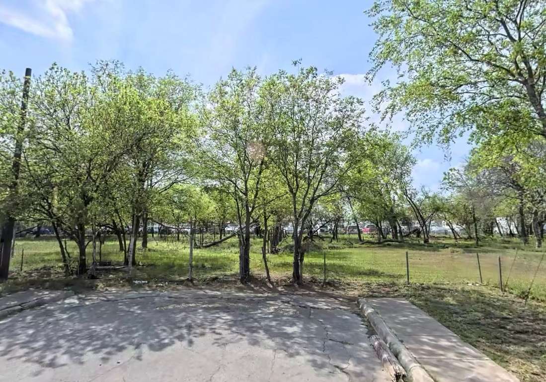 1 Acre of Residential Land for Sale in San Antonio, Texas