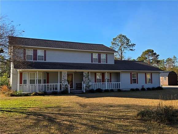 4.14 Acres of Residential Land with Home for Sale in Waycross, Georgia