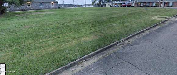 0.18 Acres of Commercial Land for Sale in Magee, Mississippi