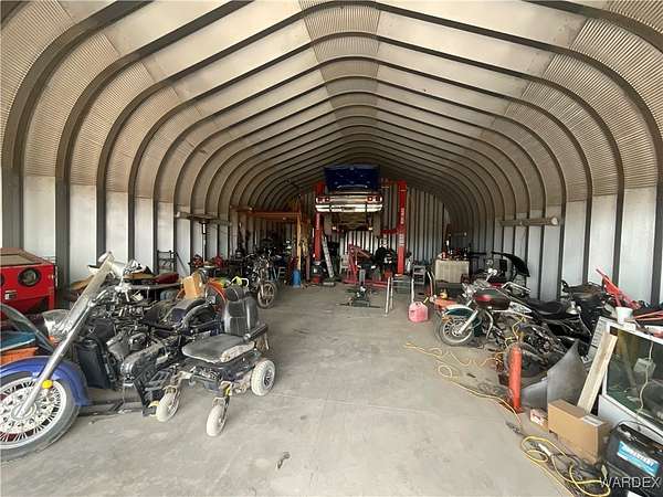 2.35 Acres of Land for Sale in Golden Valley, Arizona