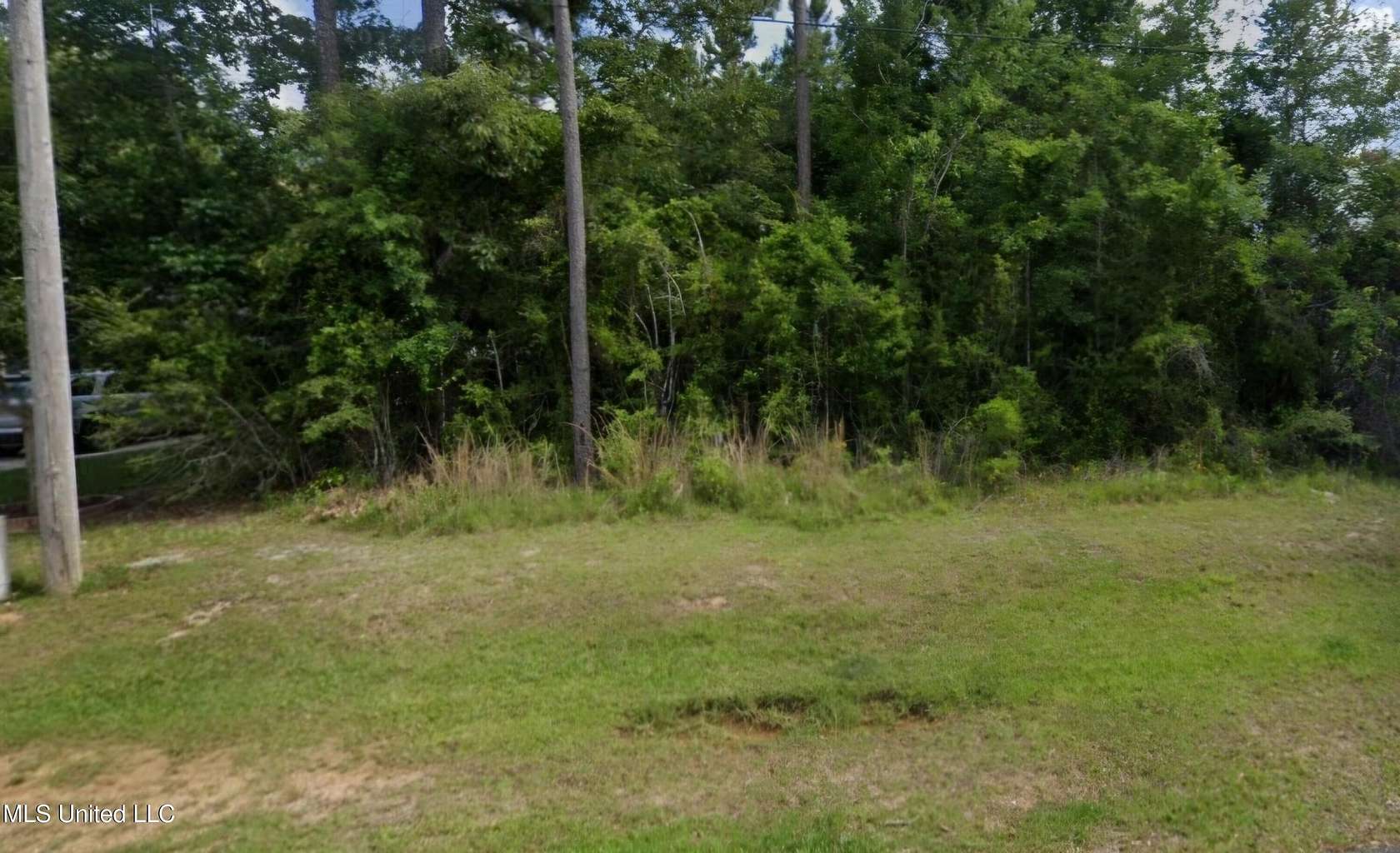 0.18 Acres of Residential Land for Sale in Diamondhead, Mississippi