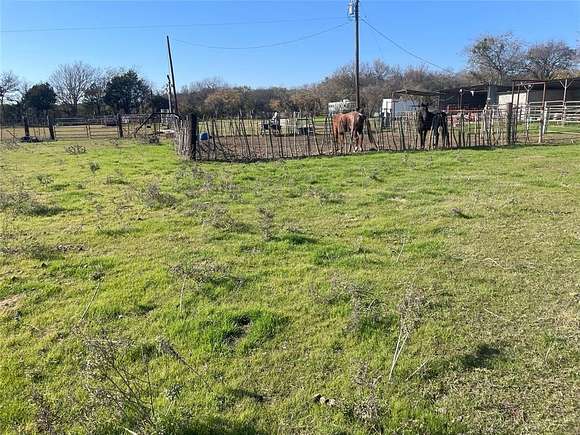 5 Acres of Land for Sale in Mineral Wells, Texas