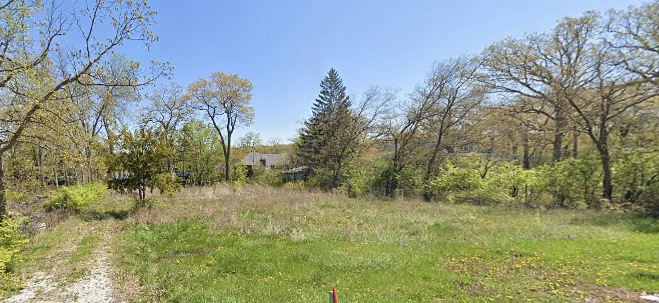 0.45 Acres of Residential Land for Sale in Willow Springs, Illinois