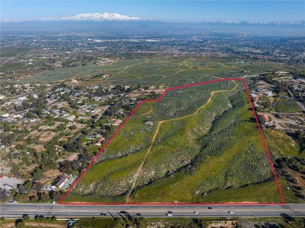 38 Acres of Land for Sale in Riverside, California