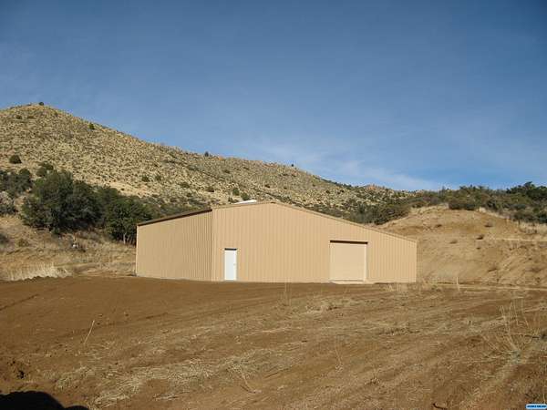 180 Acres of Recreational Land with Home for Sale in Red Rock, New Mexico