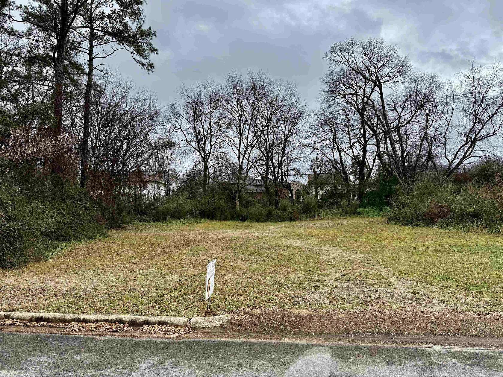 0.34 Acres of Residential Land for Sale in Florence, Alabama