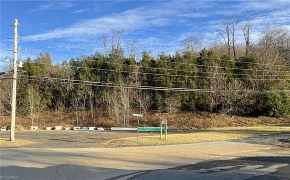 0.36 Acres of Commercial Land for Sale in West Jefferson, North Carolina