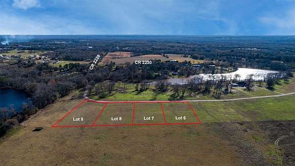 1.72 Acres of Residential Land for Sale in Mineola, Texas
