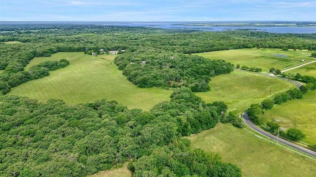 1.744 Acres of Residential Land for Sale in Pottsboro, Texas