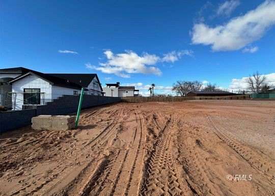 0.34 Acres of Residential Land for Sale in Colorado City, Arizona