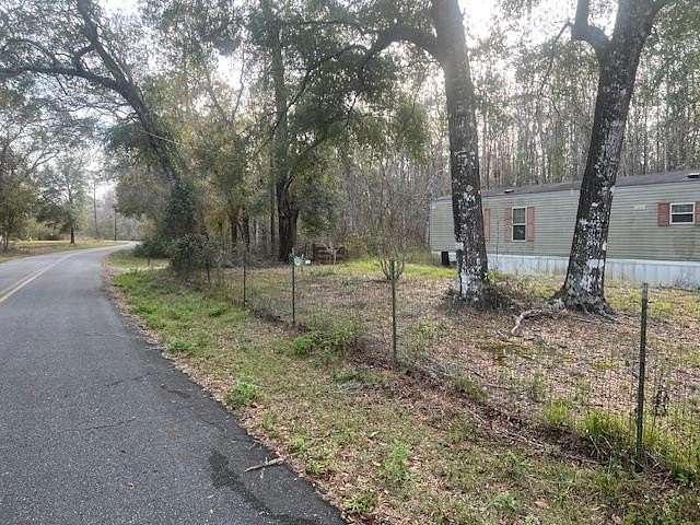 2.45 Acres of Residential Land with Home for Sale in Greenville, Florida