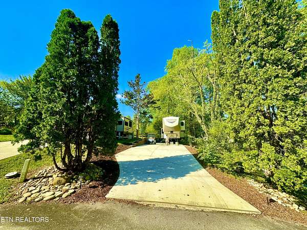 0.04 Acres of Land for Sale in Townsend, Tennessee