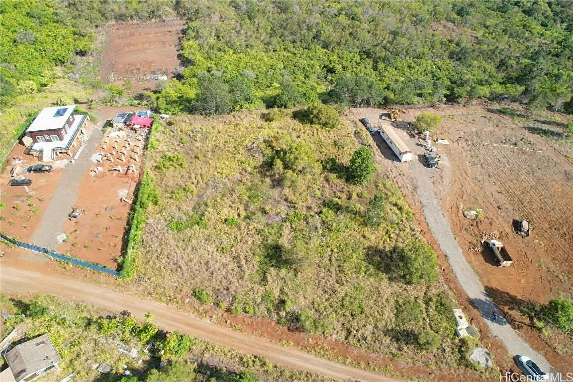 1 Acre of Land for Sale in Waipahu, Hawaii