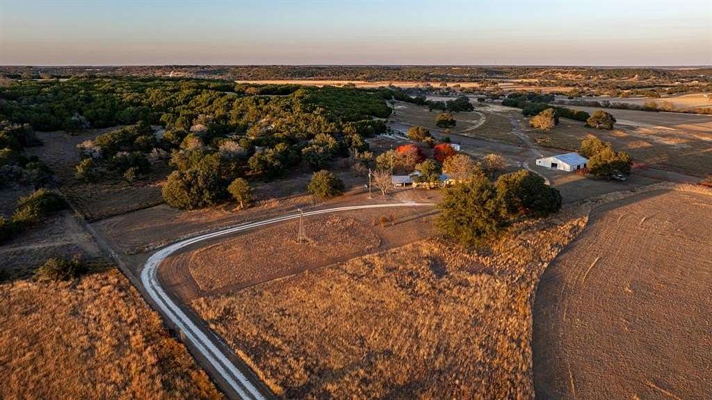 371 Acres of Land with Home for Sale in Cranfills Gap, Texas