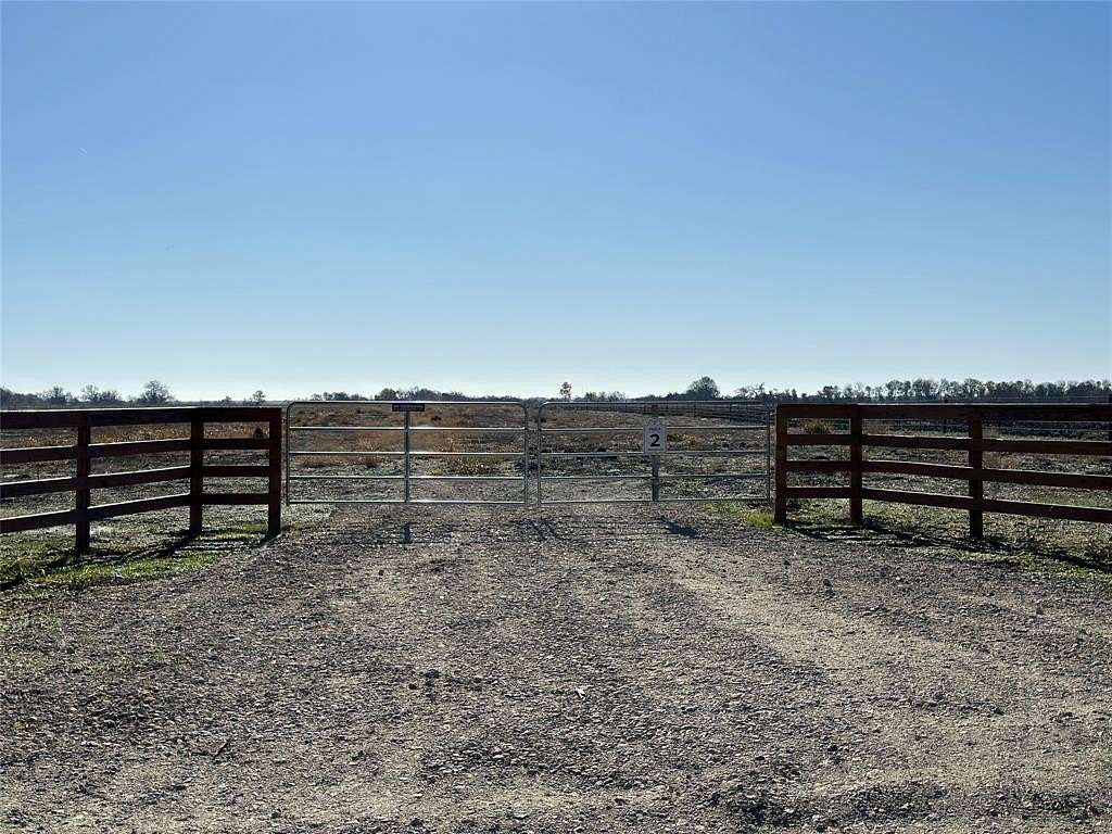 11.173 Acres of Land for Sale in Ennis, Texas