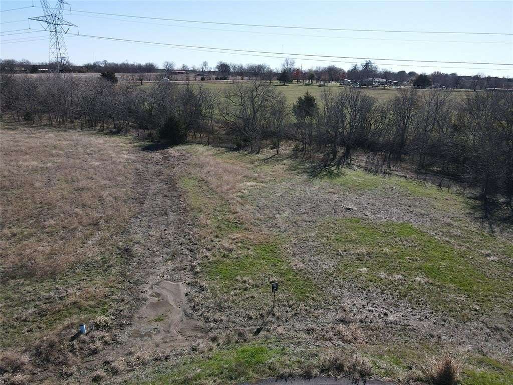 1.42 Acres of Residential Land for Sale in Greenville, Texas