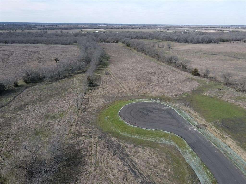 1.25 Acres of Residential Land for Sale in Greenville, Texas