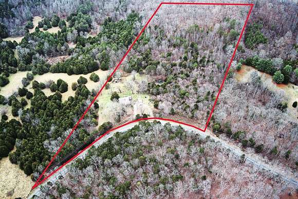 17.32 Acres of Land with Home for Auction in Rickman, Tennessee