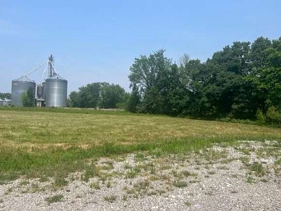 0.39 Acres of Residential Land for Sale in Clark, Missouri